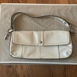 Fossil leather small white purse.